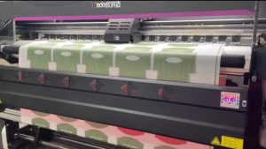 Xưởng may cờ vải