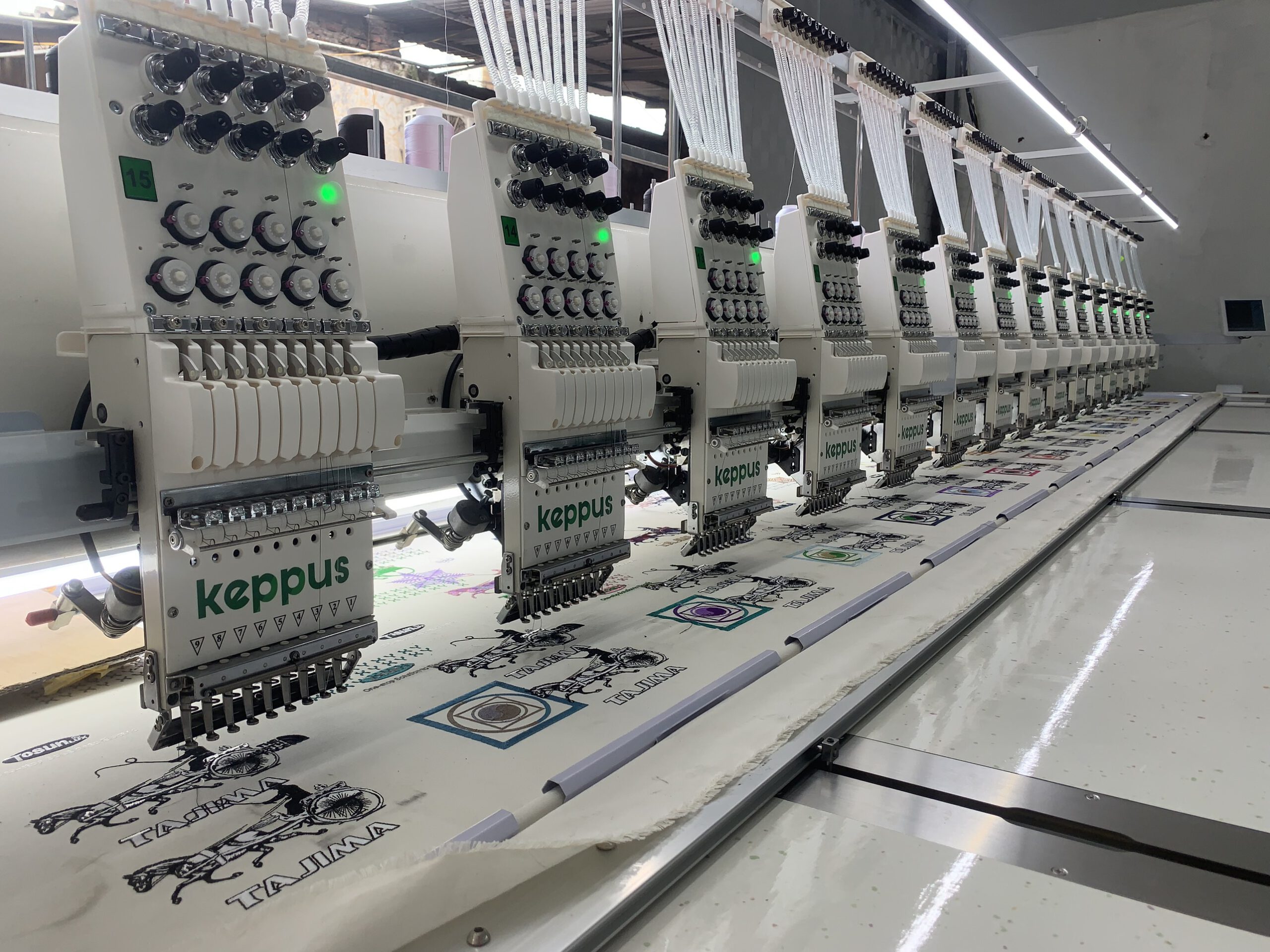 Nhận gia công thêu máy, xưởng thêu vi tính, dịch vụ thêu áo đồng phục 2 Nhận gia công thêu máy