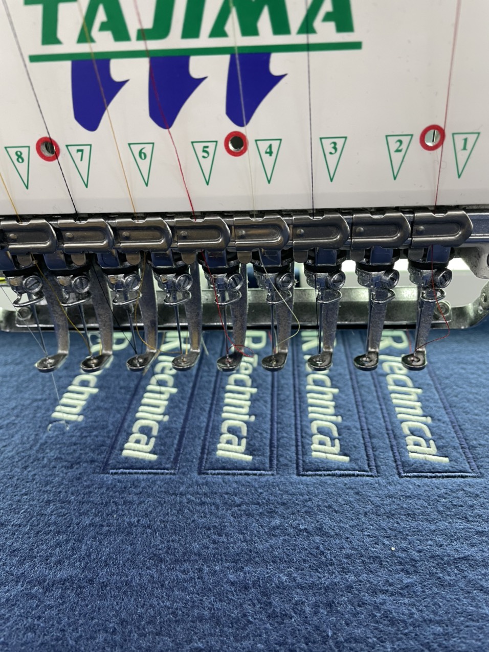 thêu vi tính mọi số lượng